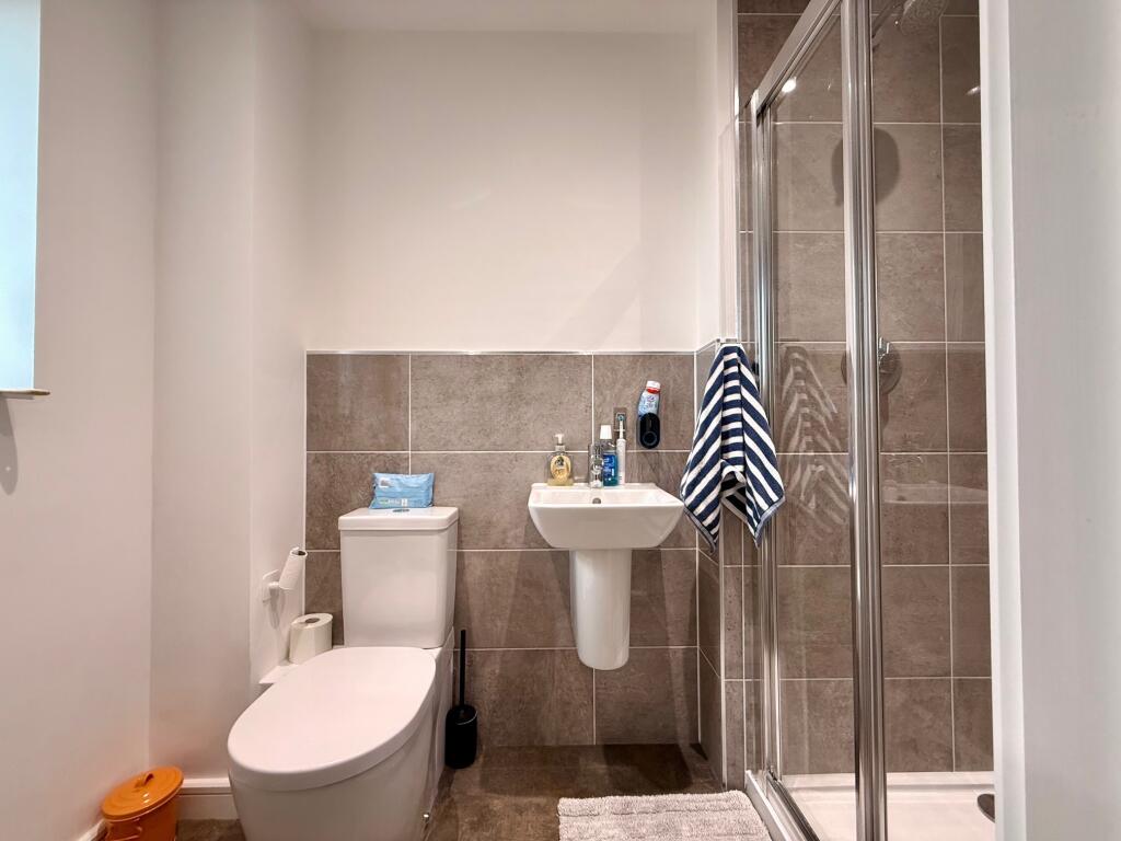 En-suite Bathroom