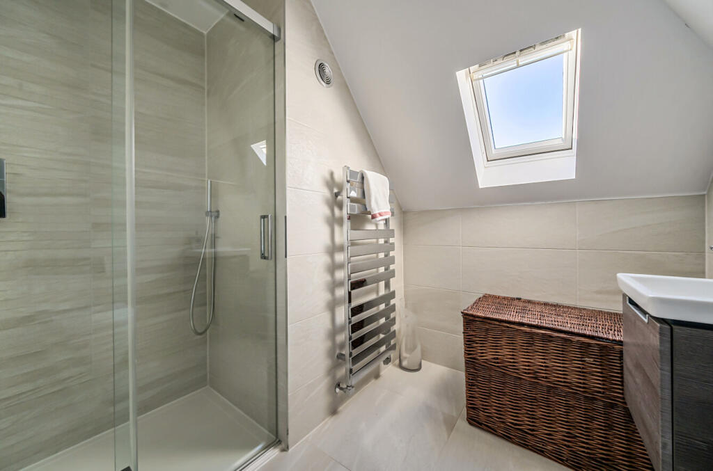 1372507-31-68fb4a...