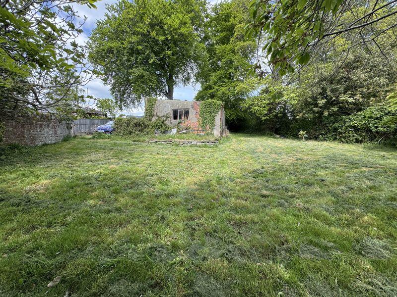 Photo 32