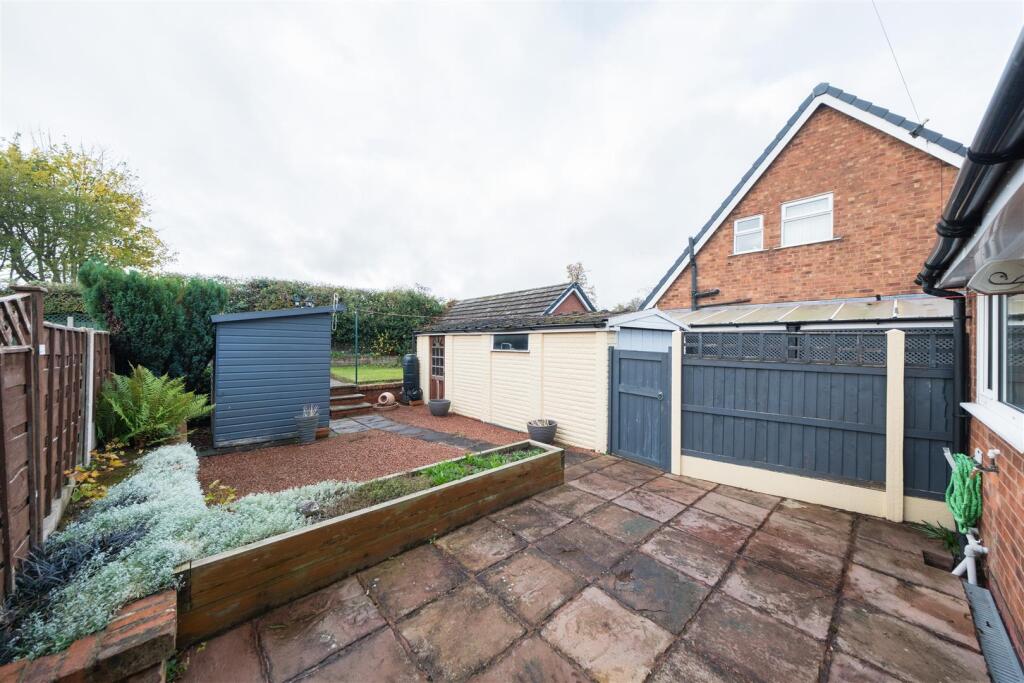 252 Swanlow Road-025.jpg