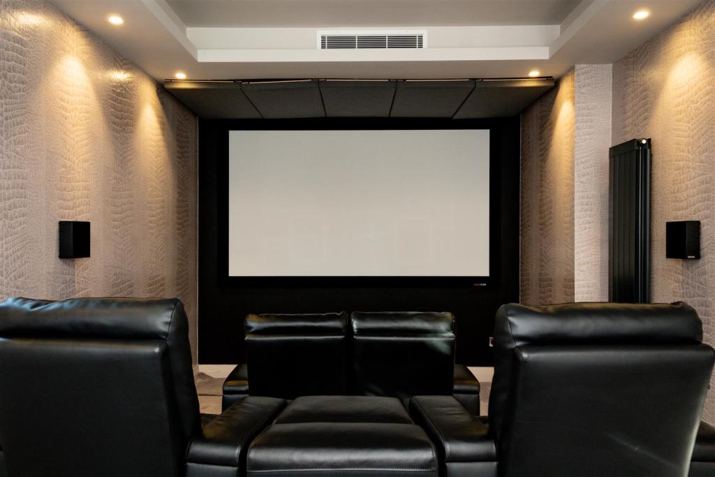 Cinema Room Aspect 2