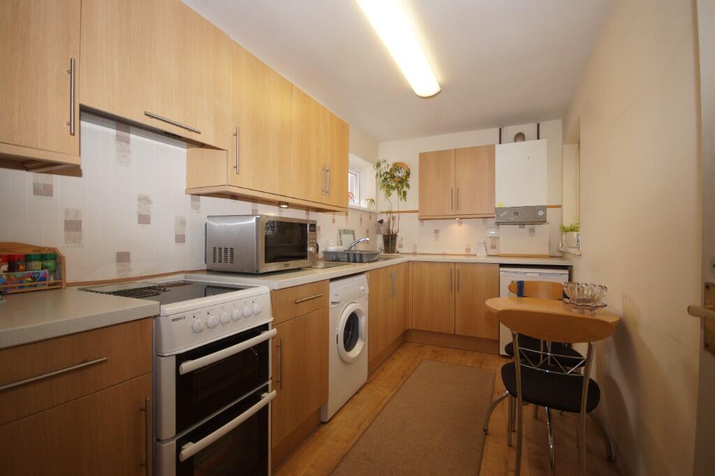 2 Maberley Court
