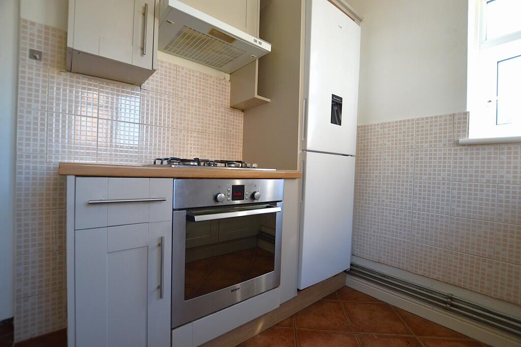 Kitchen (2)