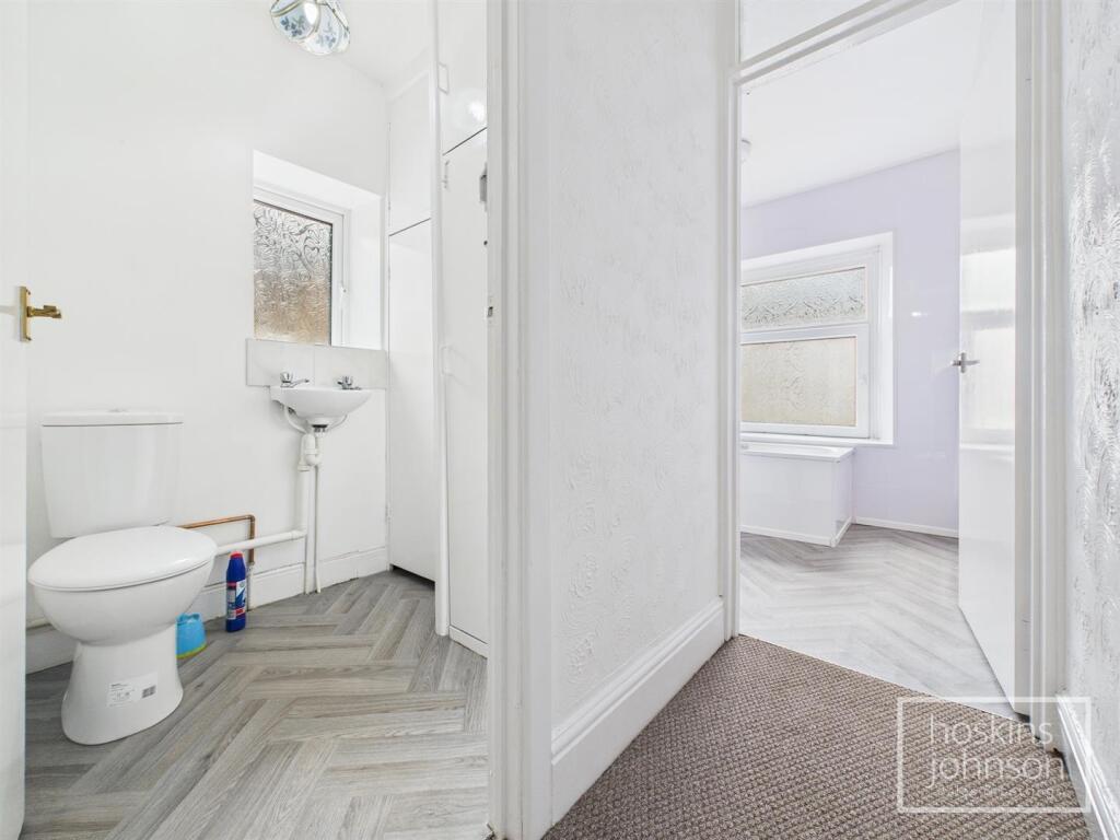 Separate WC