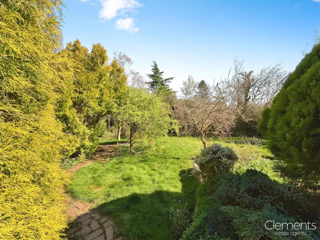 4ea466ca-Garden 204.jpg