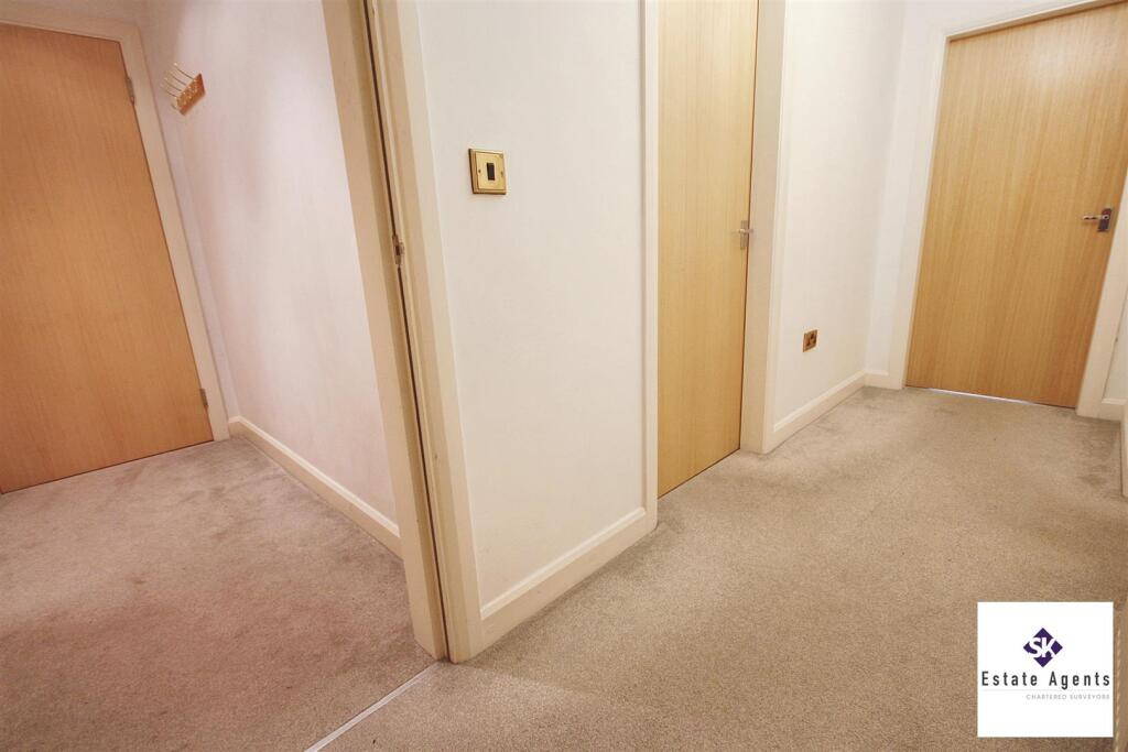 Private Entrance Hall