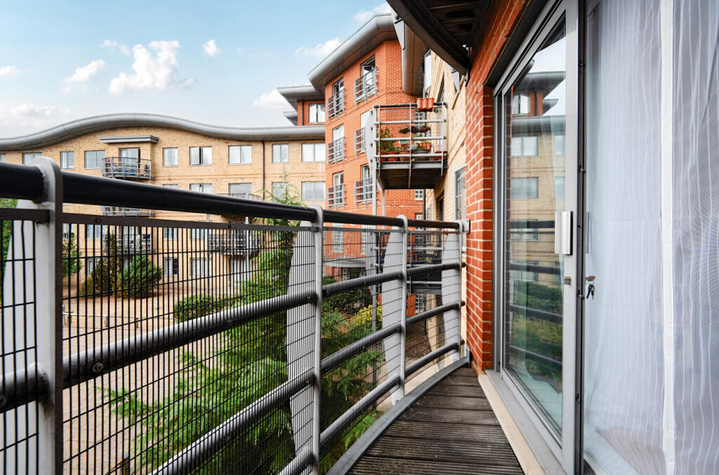 1307162-10-687a0e...