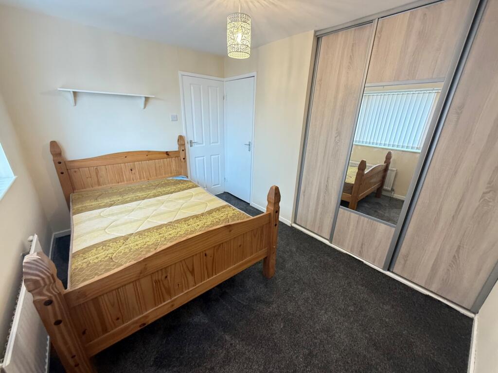 Bedroom (2)