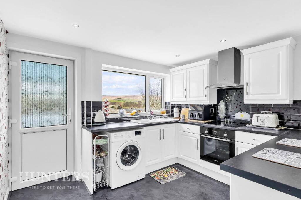 Dining kitchen