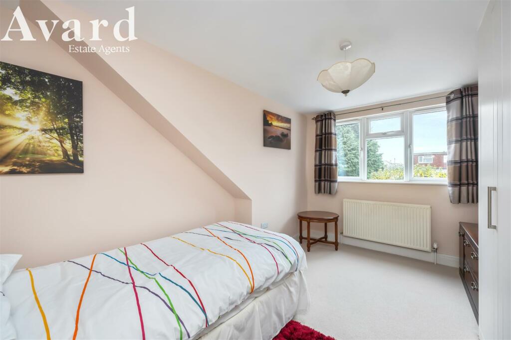 Glenfalls Avenue, 23-001.jpg