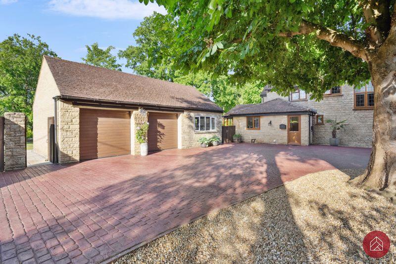 Garages/Office