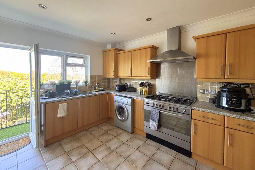 Kitchen/Breakfast Ro