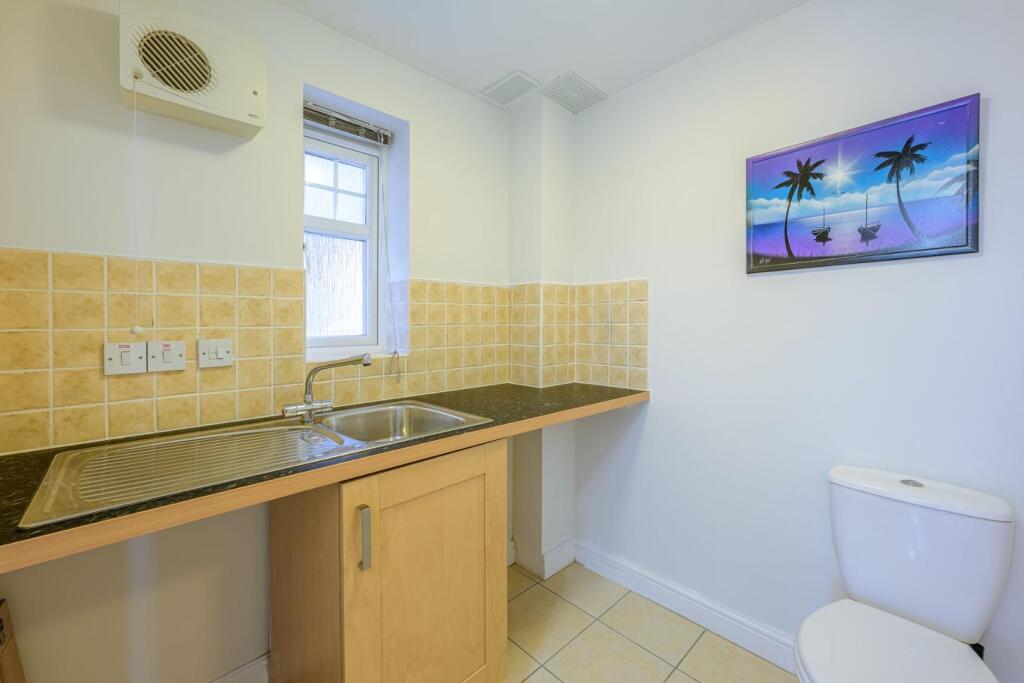 Utility Room / WC