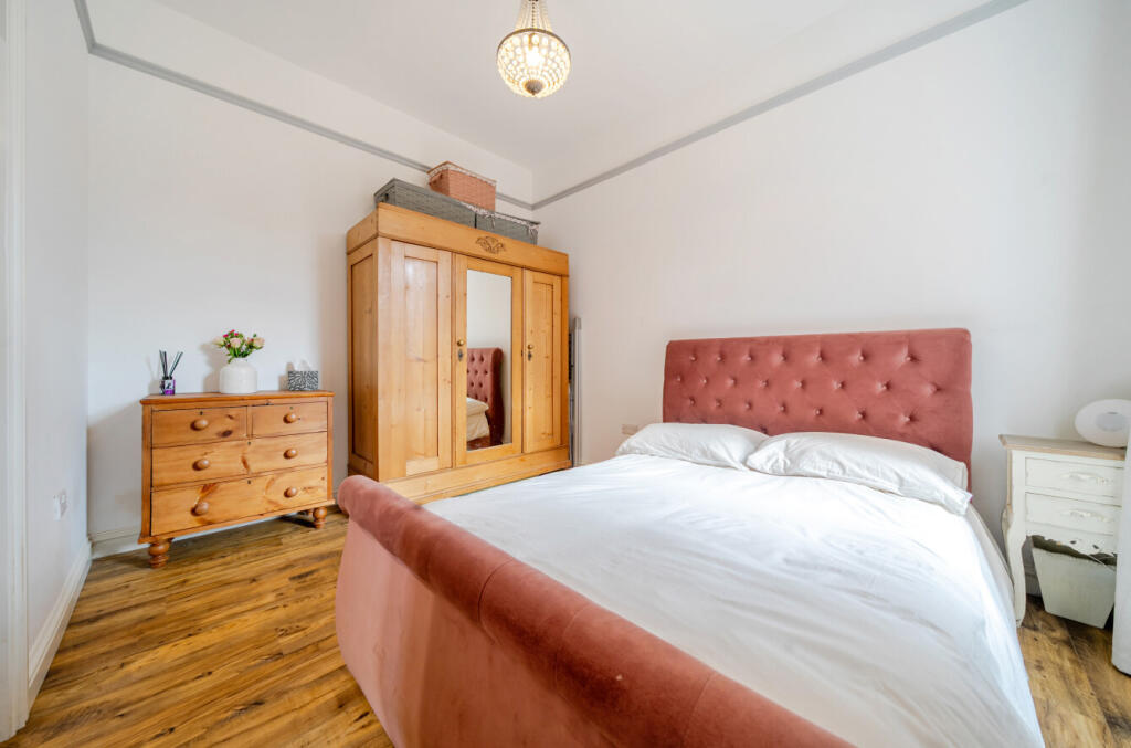 1372154-1-68ff6fc...