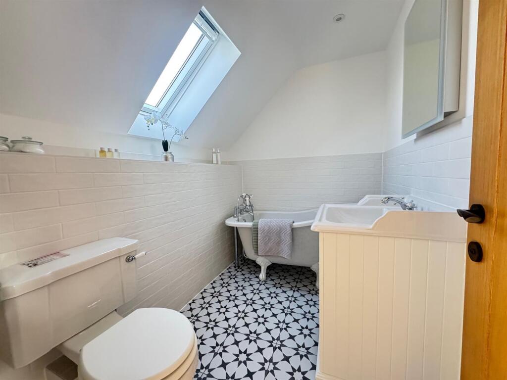 En-Suite To Bedroom One