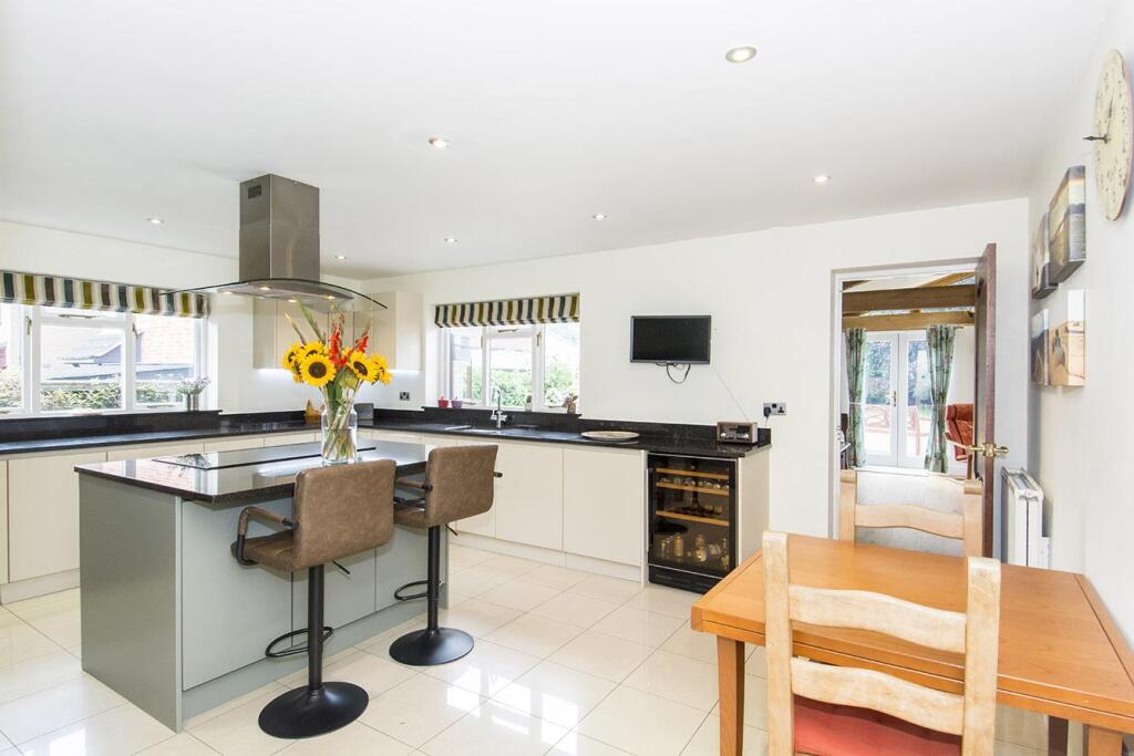 Kitchen Breakfast Room