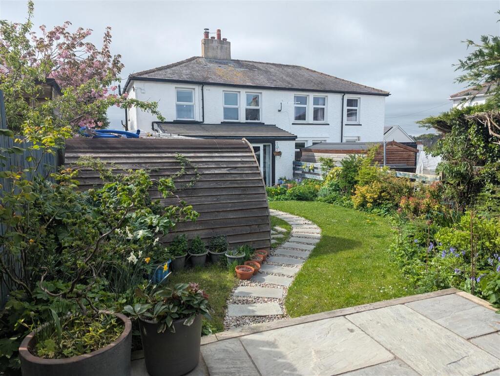 BACK GARDEN