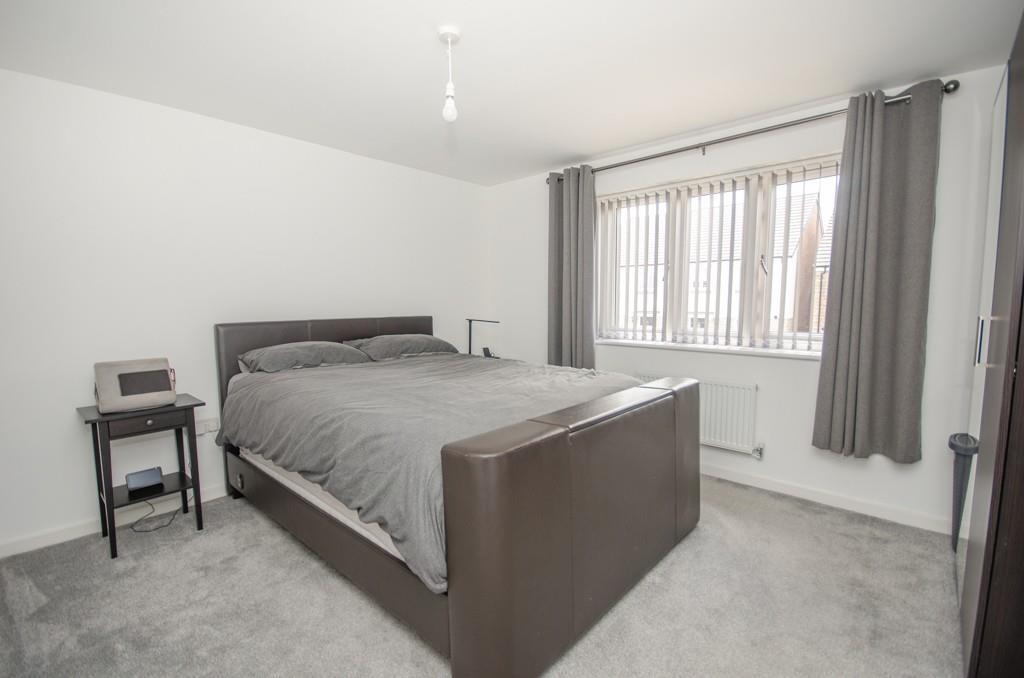 Bedroom 1.jpg