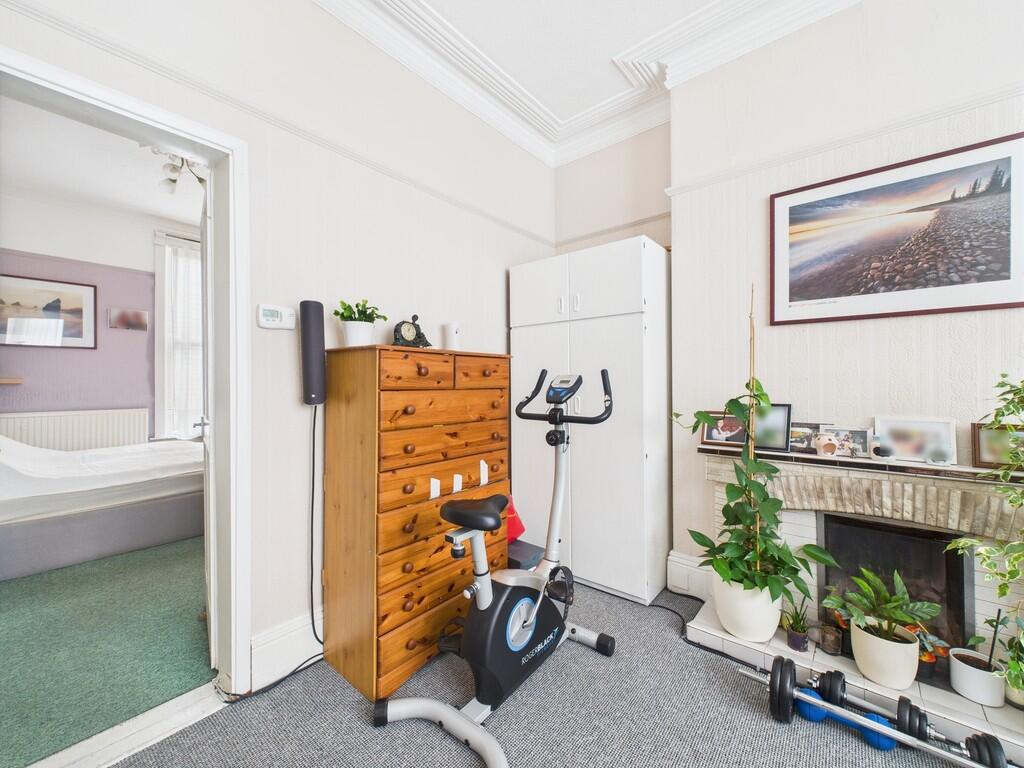 CAM02089G0-PR0529...