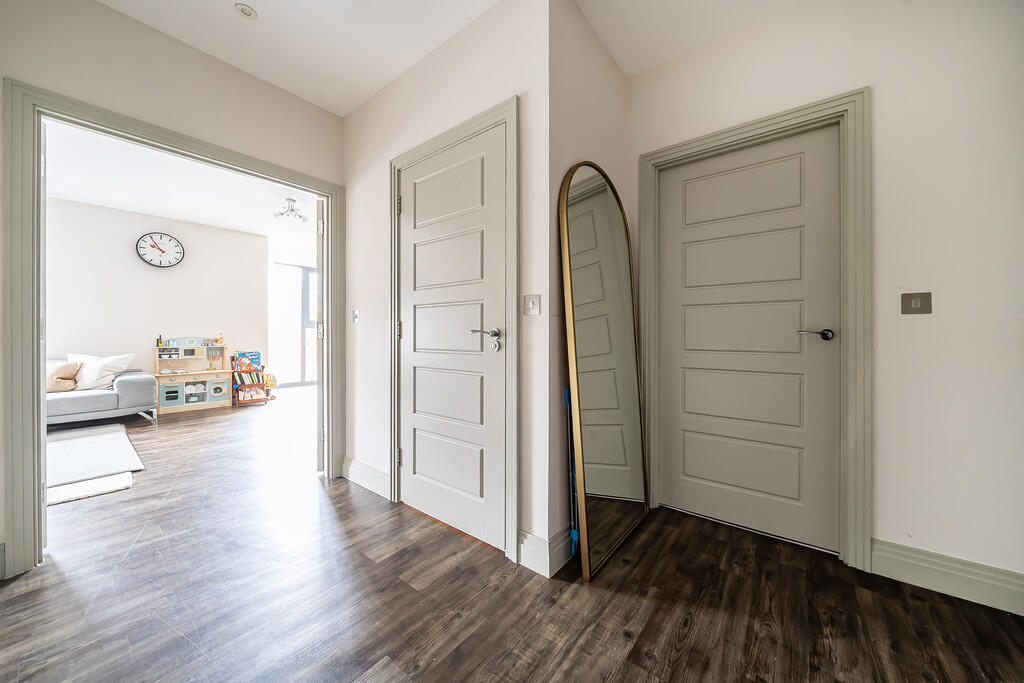 1396997-3-695f910...