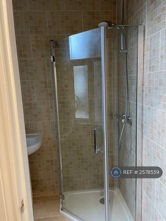 Shower Room &amp; Toilet