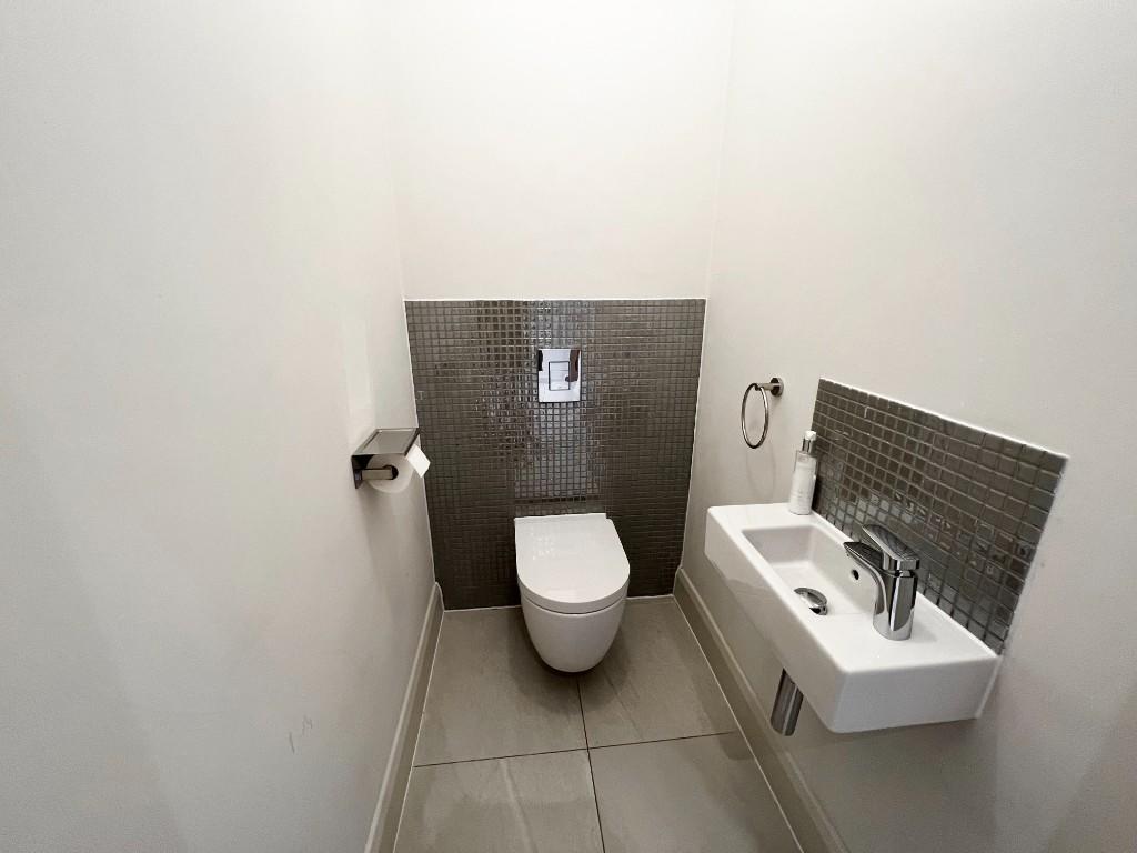 GROUND FLOOR WC