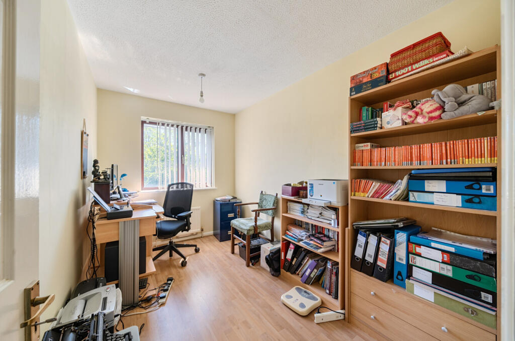 1291053166829b789eca43arw