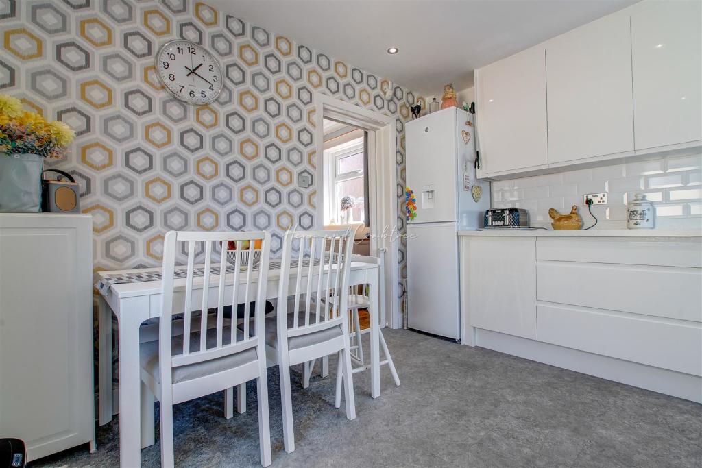 Richs Road, Heath, HernCrabtree (1).jpg