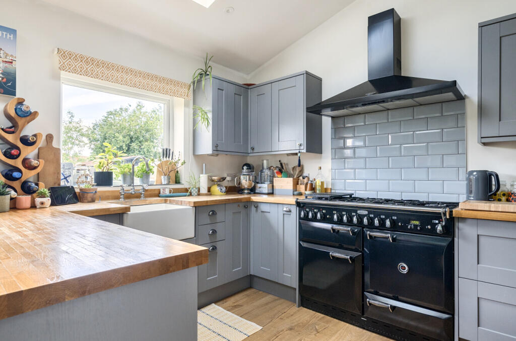 13190461368668d40a5b51