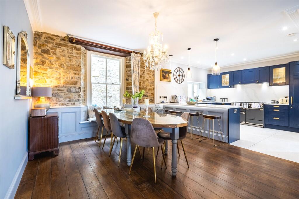 Lounge/Diner/Kitchen