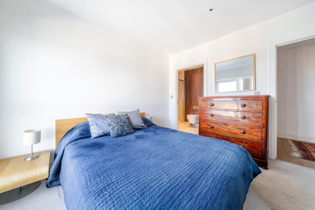 1311727-13-685184...