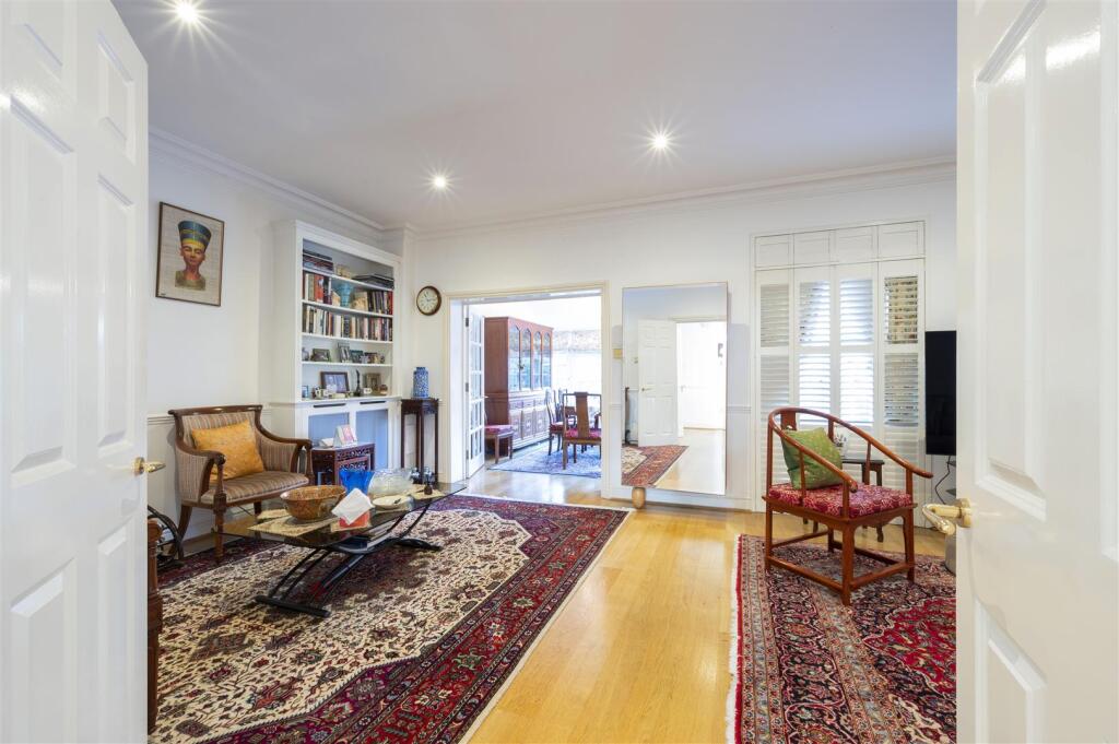 5 Rydon Mews,8.jpg