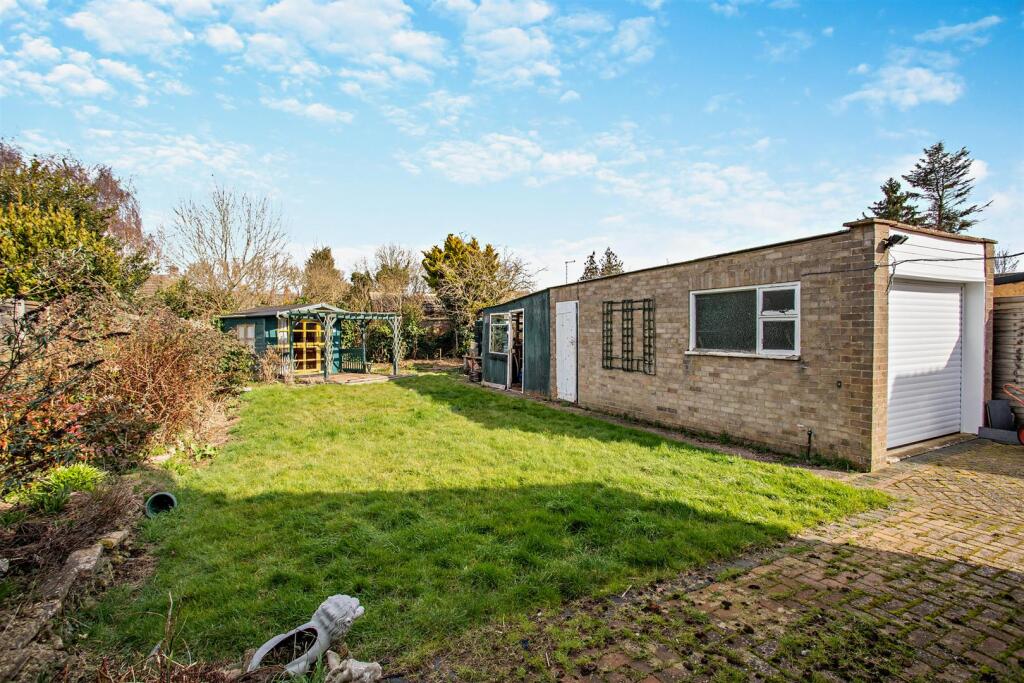 8639147-exterior02-8