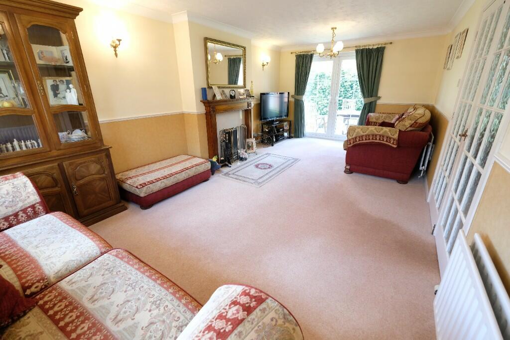 SITTING ROOM