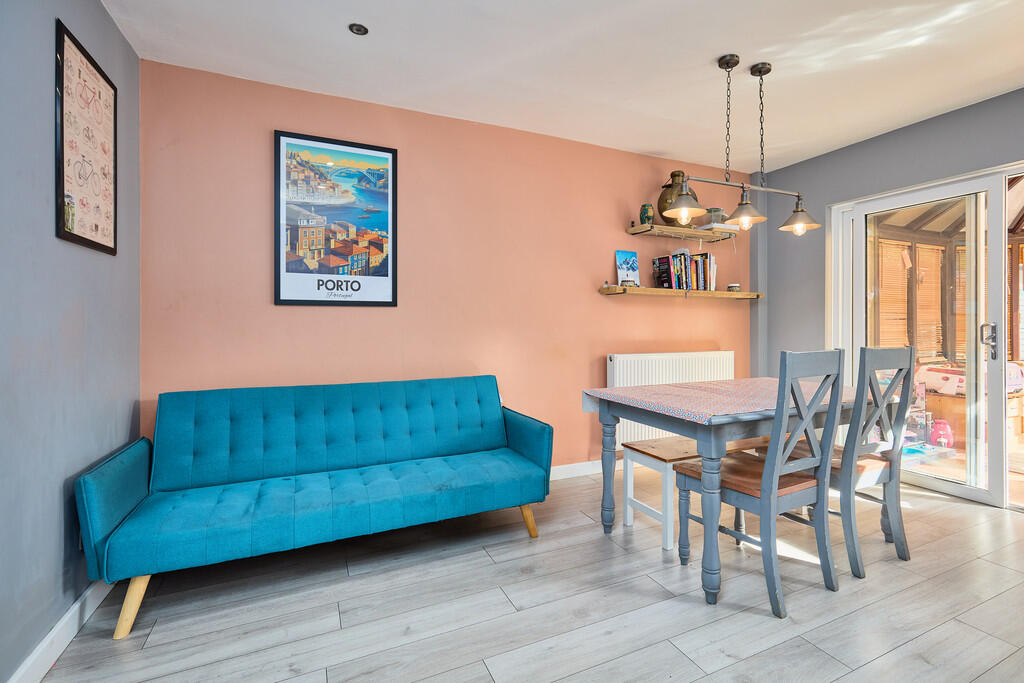 Edward Knight 202...