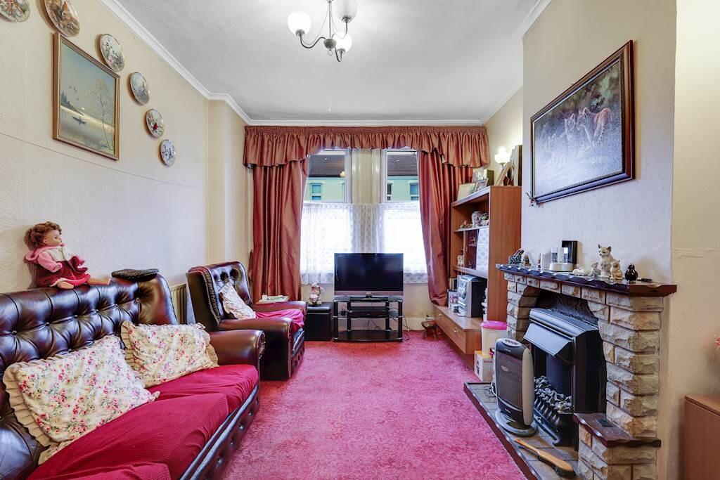 04-4c85JHHGLL - 1...