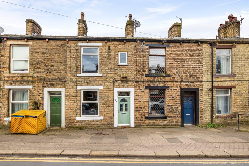 92 Stockport Road, Mossley