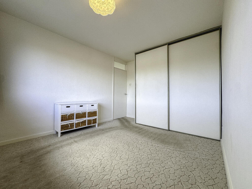 Bed 1 (2)