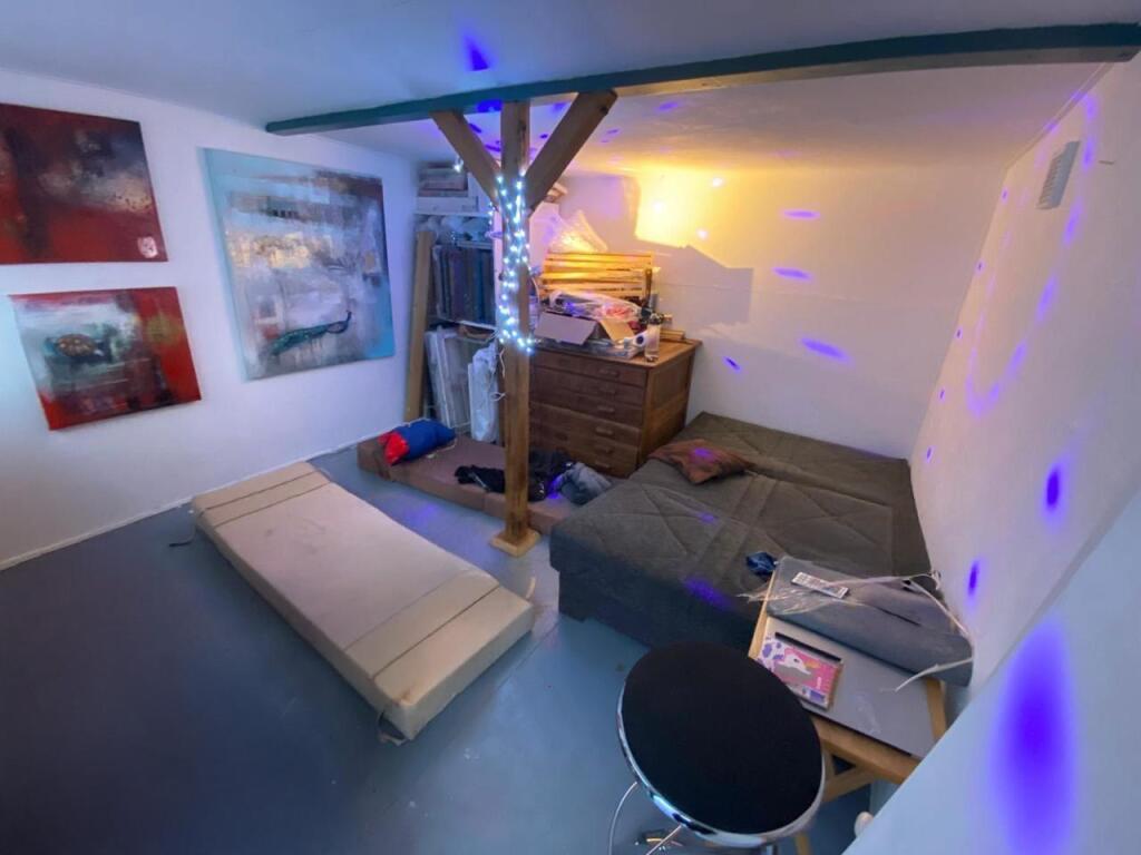 studio.jpg