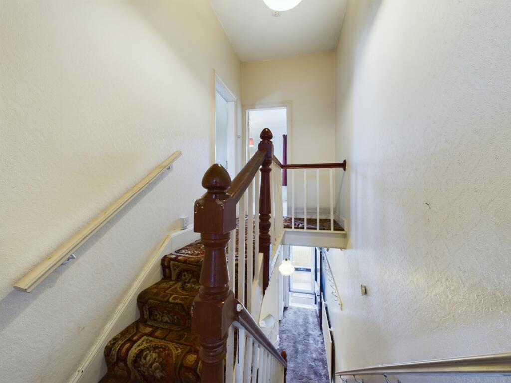 CAM04634G0-PR0005-STILL006