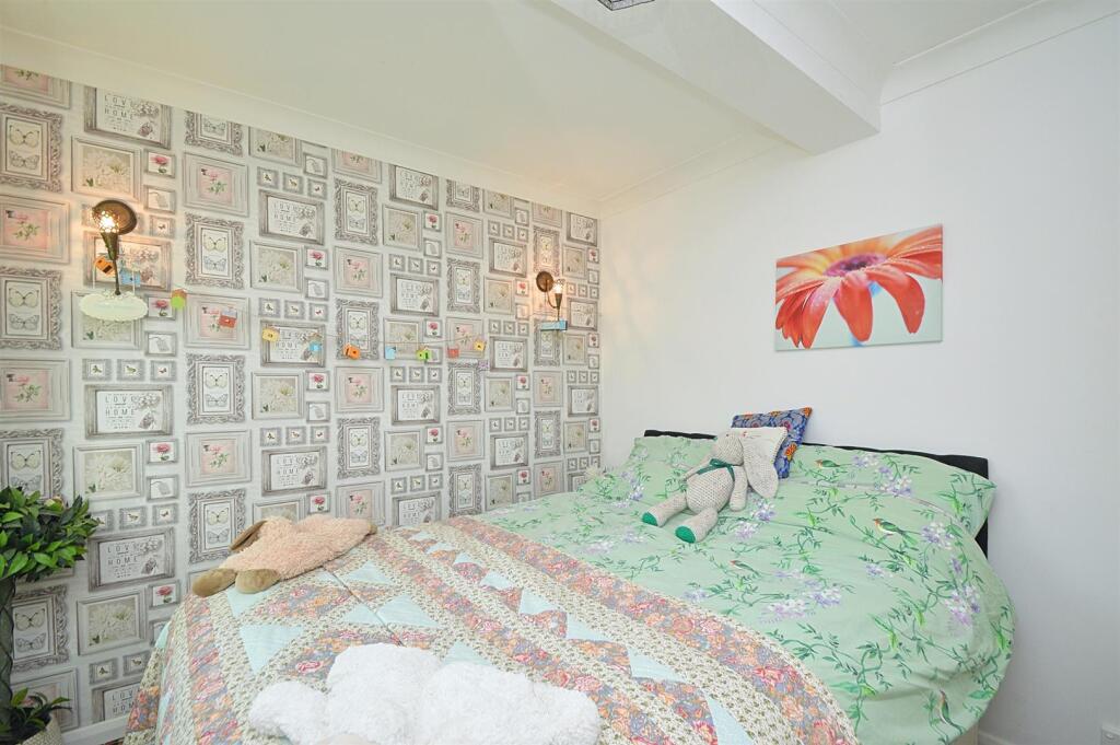 resizedBed2.jpg