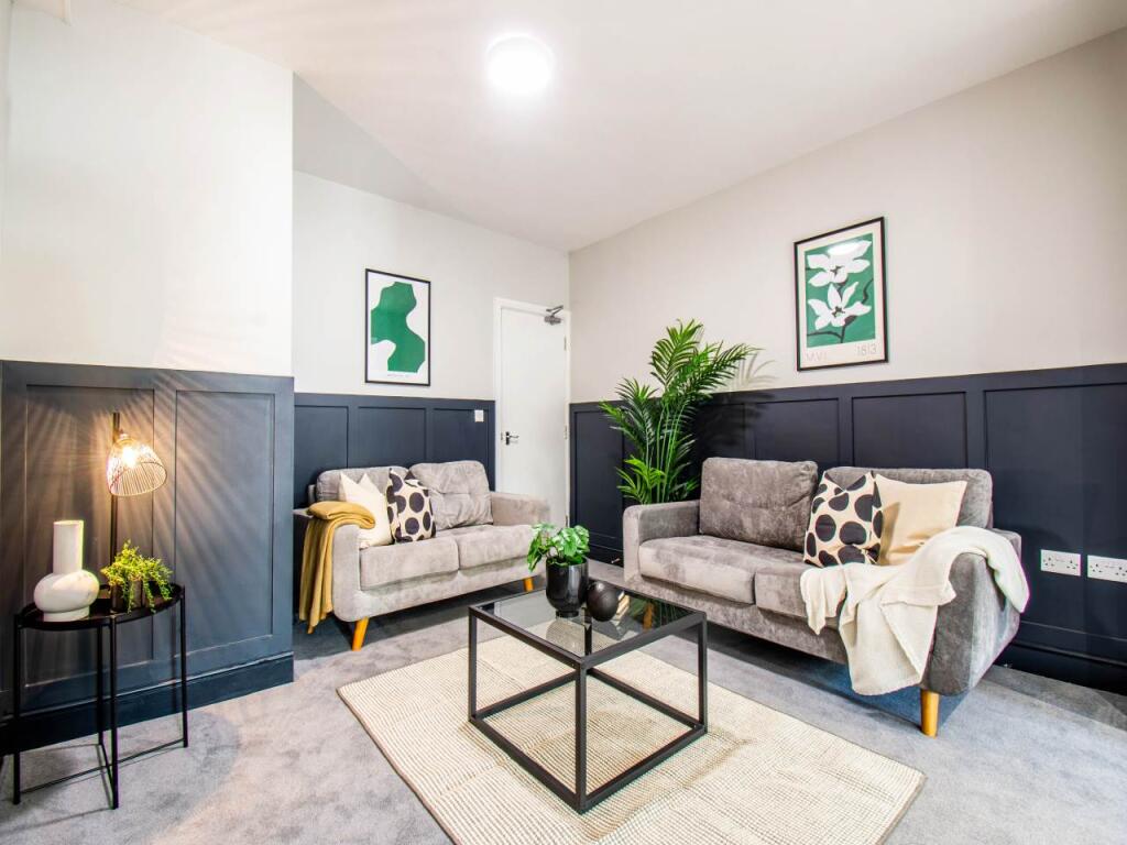 24 Grovehall Drive L