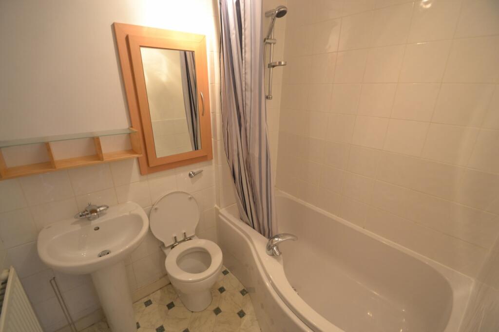 Photograph 9