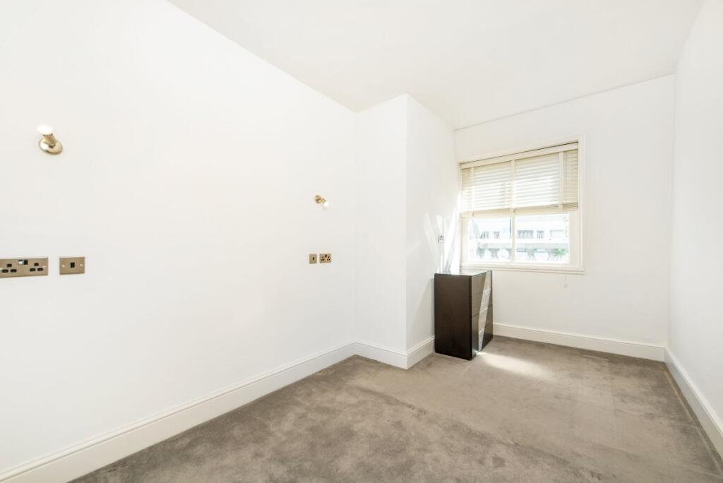 21162_kfh_holl_ladbr