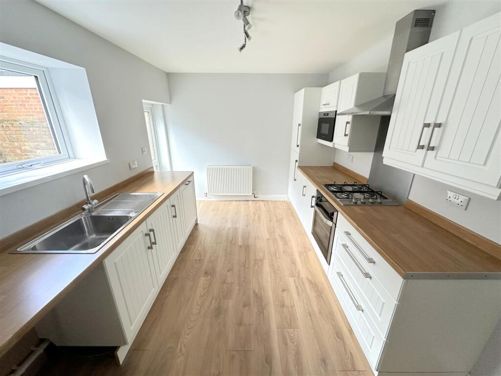 Breakfast Kitchen