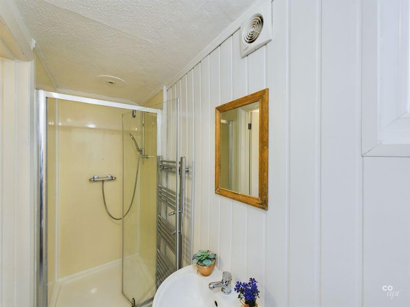 SHOWER 2 