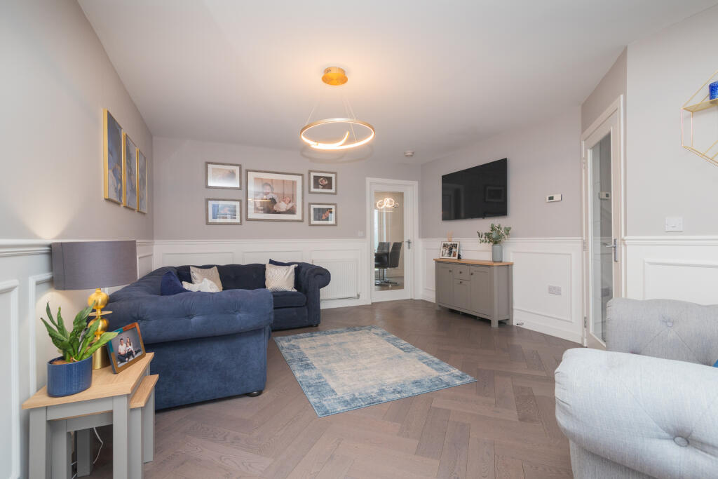 81 rosemont place, Barrhead g78 1fe L-6