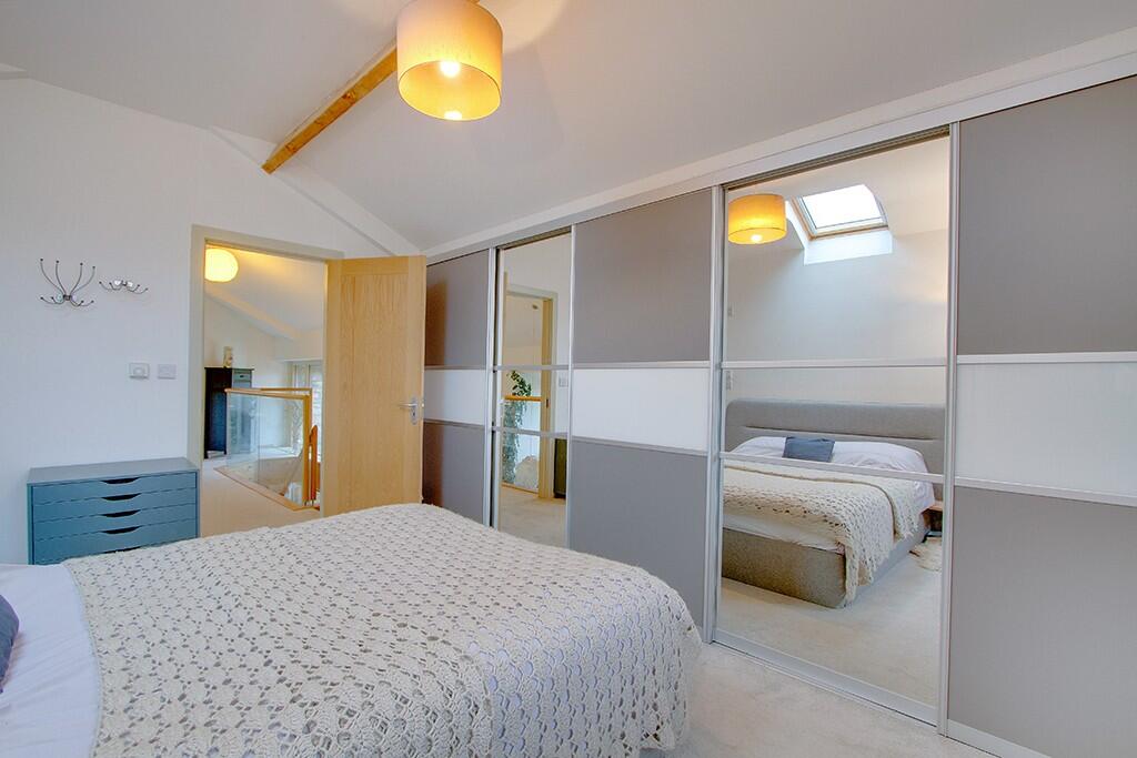 Principal bedroom