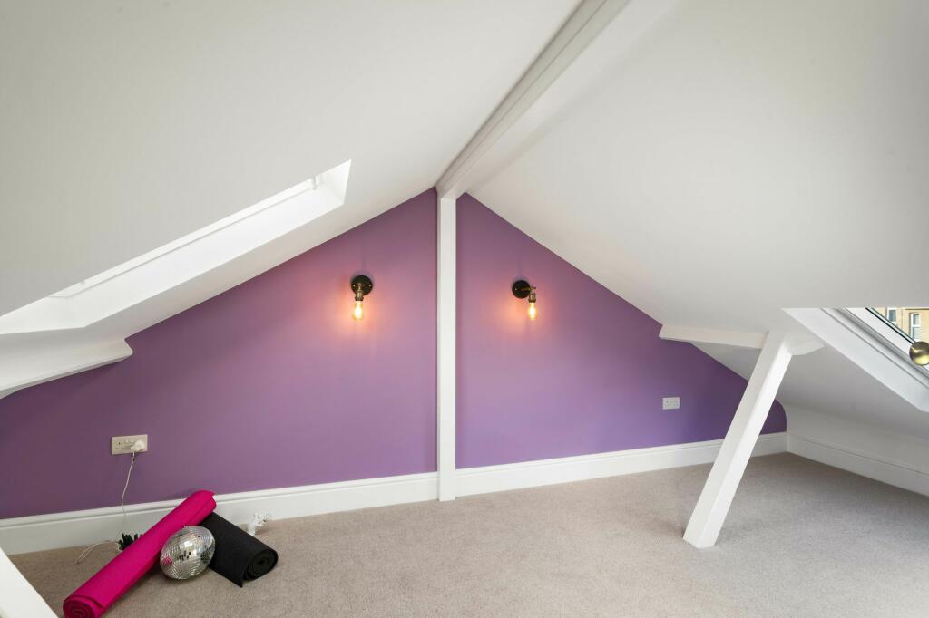 100 Victoria Road, Dartmouth_Loft Room