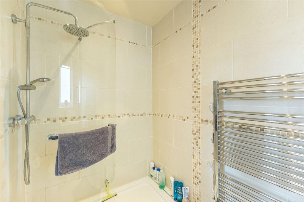 En Suite Shower Room